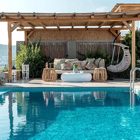 Vila Chrysanthemo Ano Mera