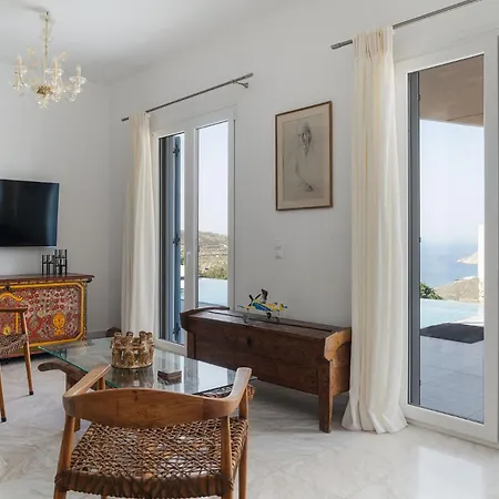 Chrysanthemo Villa Ano Mera